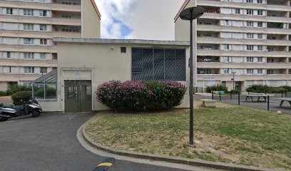 Civil, Taxi à Malakoff