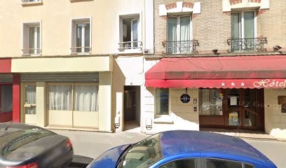Kalapuge Don Manel Gunawardana, Taxi à Puteaux