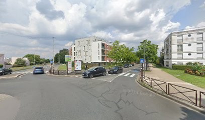 Heng Paul, Taxi à Noisiel