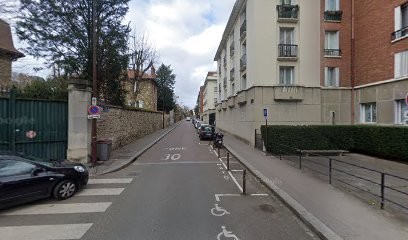 Lessort David, Taxi à Versailles