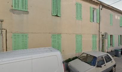 Roland, Taxi à Marseille 16