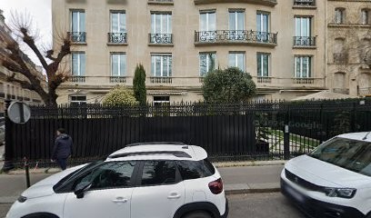 Alexandre Constantino, Taxi à Paris 16
