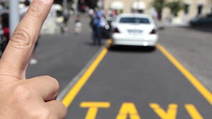 Taxi José, Taxi à Sanary-sur-Mer