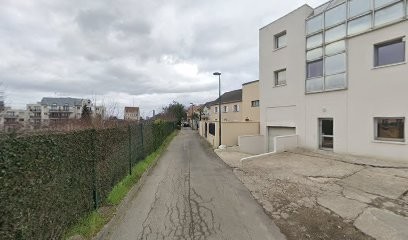 Elkhazen Alain, Taxi à Saint-Cyr-l'École