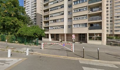 Belbachir Abdelghani, Taxi à Rosny-sous-Bois