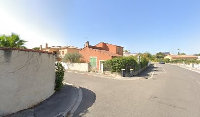 Poignard Jean-Philippe, Taxi à Saint-Mitre-les-Remparts