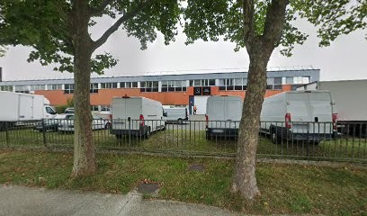 SNT 78, Taxi à Trappes