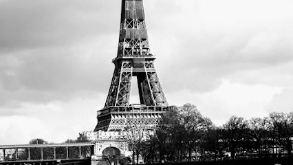 RÉSERVATION Paris CHAUFFEUR PRIVÉ VTC TAXI Ile De France, Taxi à Sèvres