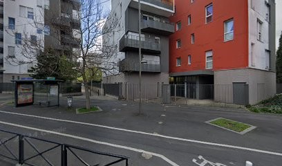 Safaraelite, Taxi à La Courneuve