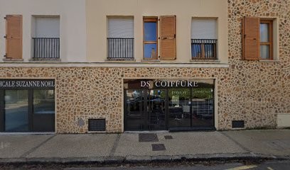 Centrale Reserve ton taxi, Taxi au Mesnil-Saint-Denis