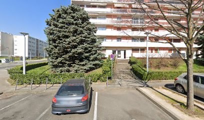 Khim Sopheak, Taxi à Rillieux-la-Pape