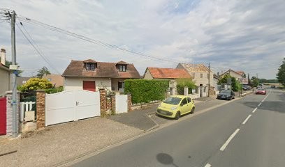 Dali, Taxi à Vert-Saint-Denis