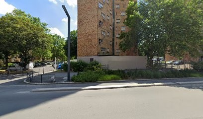 Tienti Abderrahima, Taxi à Pantin