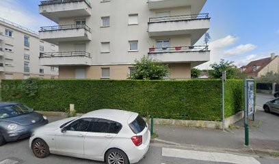 Zerayfi Zakaria, Taxi à Vigneux-sur-Seine