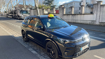 Mgn Taxi, Taxi à Vénissieux