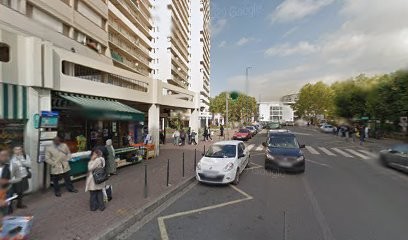 Pierre Julnet, Taxi à Villeneuve-la-Garenne