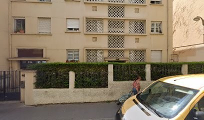 Benkacem Abdelouaheb, Taxi à Lyon 01
