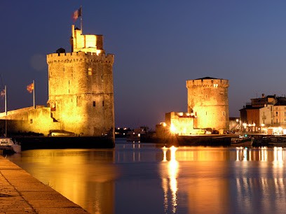 A.L.R Taxi La Rochelle / Transfert Île de Ré,Île d’oléron,la Palmyre...., Taxi à La Rochelle