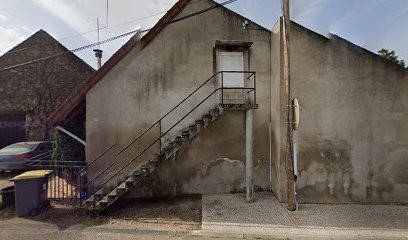 Kowal, Taxi à Saint-Laurent-d'Andenay