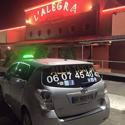 Simaku Athanas, Taxi à Châlons-en-Champagne