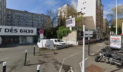 Alaoui Moulay Abdellah, Taxi à Nanterre