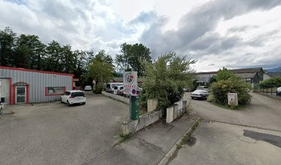 Hexagone, Taxi à La Motte-Servolex