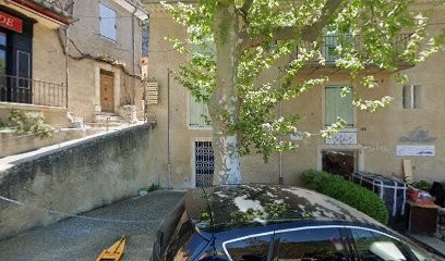 Beuil Benjamin, Taxi à Moustiers-Sainte-Marie