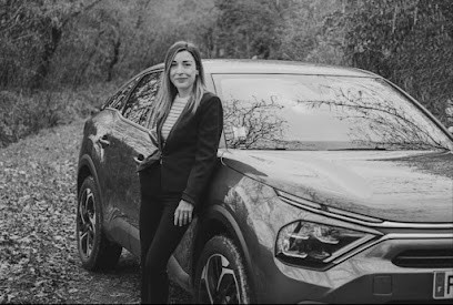Avec Claire, Chauffeur Particulier VTC à Orgères