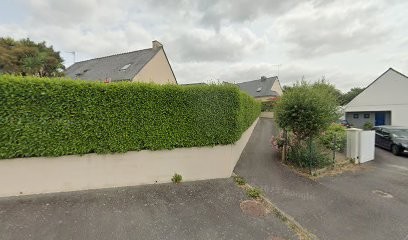 Serre Stéphanie, Taxi à Saint-Yvi