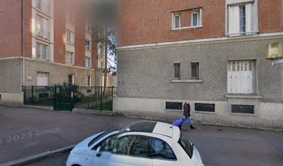 Benmenni Farouk, Taxi à Villeneuve-la-Garenne