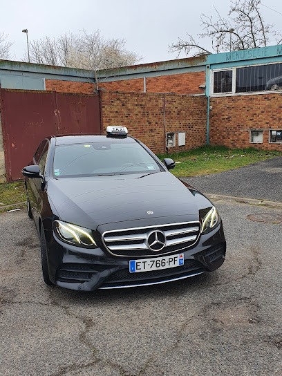 SC TAXI Versailles, Taxi à Thiverval-Grignon