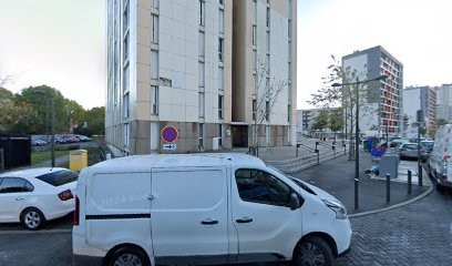 Aziale Bruno, Taxi à Noisy-le-Sec