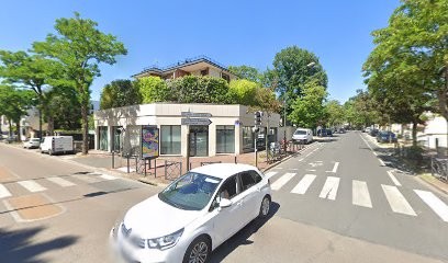 Poushasb Rahmatollah, Taxi à Saint-Maur-des-Fossés