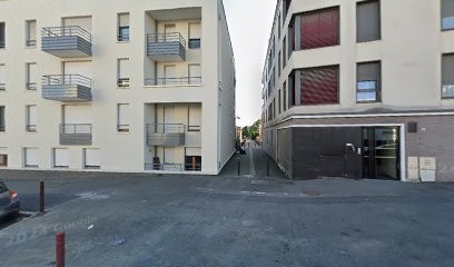 Batouche Nabil, Taxi à Neuilly-sur-Marne