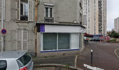 Ouali Iassa, Taxi à Noisy-le-Sec