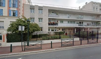 Ridio Ivolas, Taxi au Plessis-Robinson