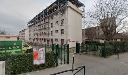 Alahian Abdelhattif, Taxi à Pierrefitte-sur-Seine