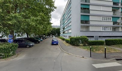 Ba Hamidou, Taxi à Gagny