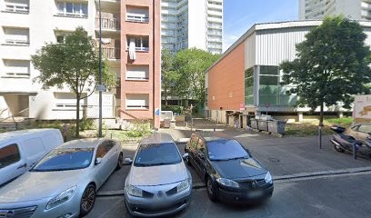 Moussa Fethi, Taxi à Chaville