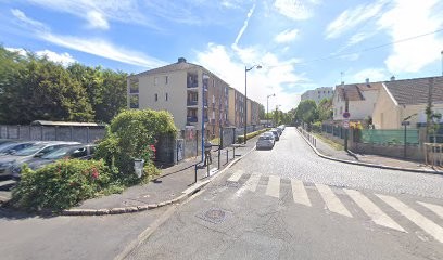 Farouk Hassen, Taxi à Dugny
