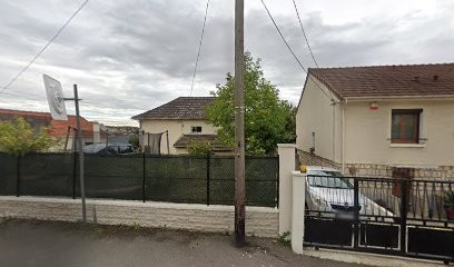 Chir Hocine, Taxi à Fosses