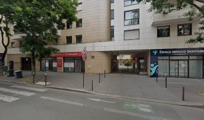 Chou Dominique, Taxi à Paris 19