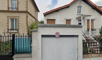 Nivose Dekel, Taxi à Villeneuve-le-Roi