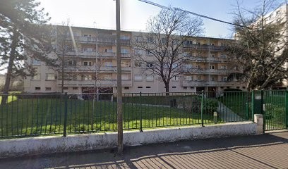 Taibi Hakim, Taxi à La Courneuve
