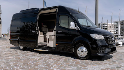 Royal Luxury Paris – Chauffeur Privé, Conciergerie & Voitures De Luxe, Service De Chauffeur Particulier à Paris 17