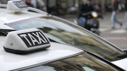 Taxi Montmayeur, Taxi à Tournus