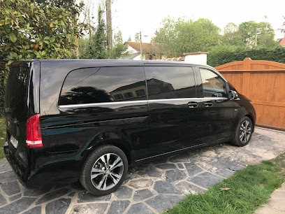 Id . Al, Taxi à La Couture-Boussey