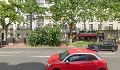Dumont Francis, Taxi à Charenton-le-Pont
