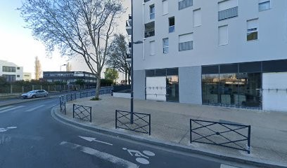 Officia Ghz, Taxi à Villeneuve-la-Garenne