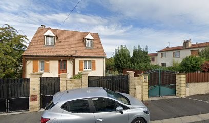 Ait Adda Kahina, Taxi à Villiers-sur-Marne